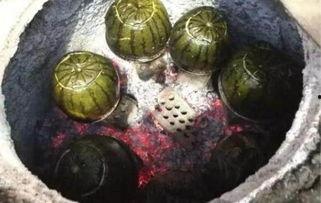 新疆夜市吃瓜,尽享西域风情夜市盛宴